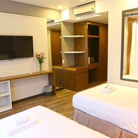 Bizu Royal Hotel Ho Chi Minh City Exterior photo