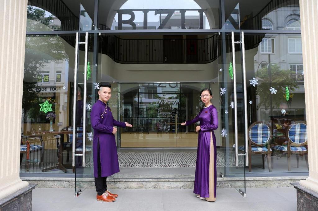 Bizu Royal Hotel Ho Chi Minh City Exterior photo